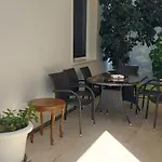 아파트 Nikol's